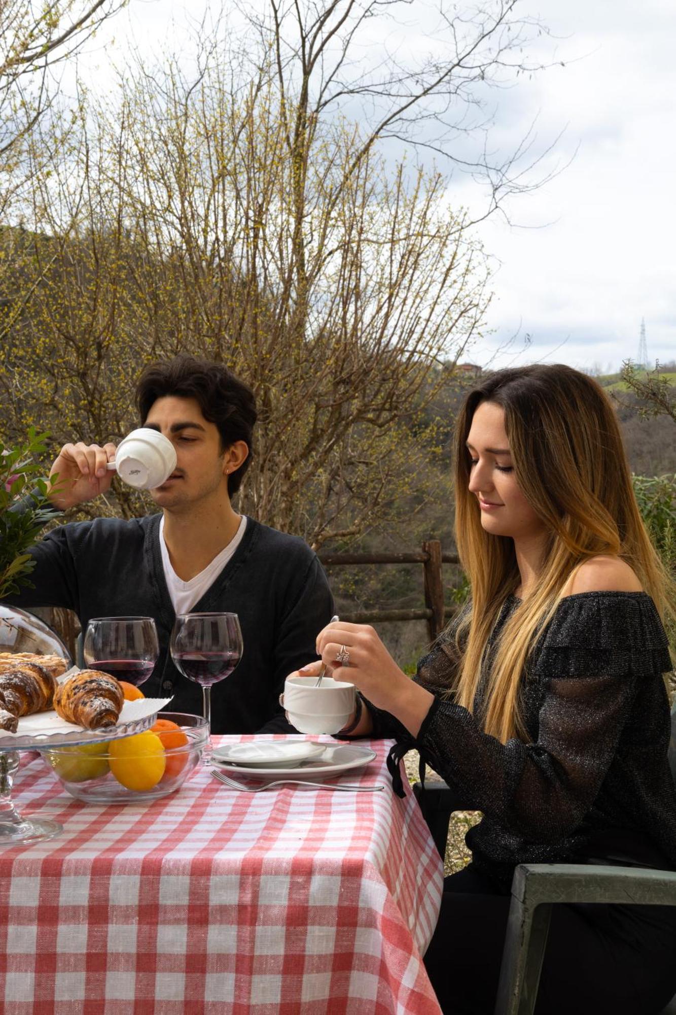 Podere Riosto Cantina&Agriturismo Pianoro Eksteriør bilde